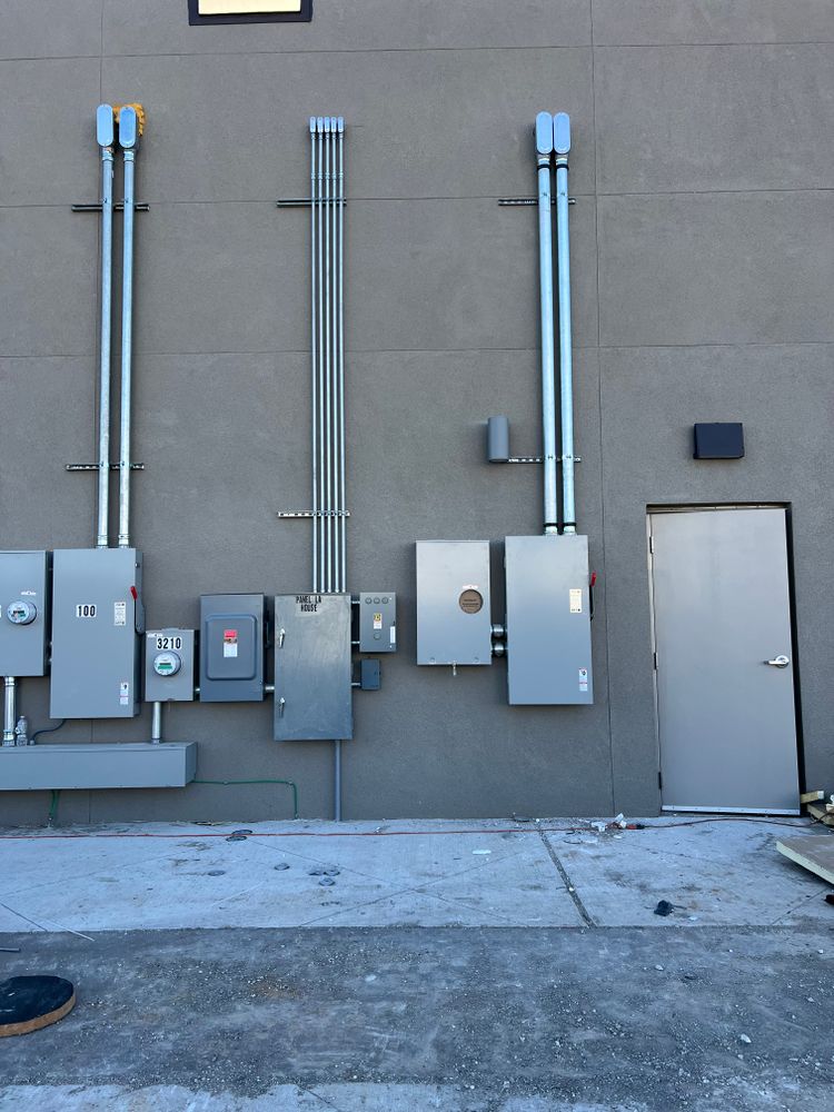 All Photos for RCF Electric LLC in Glenn Heights, TX