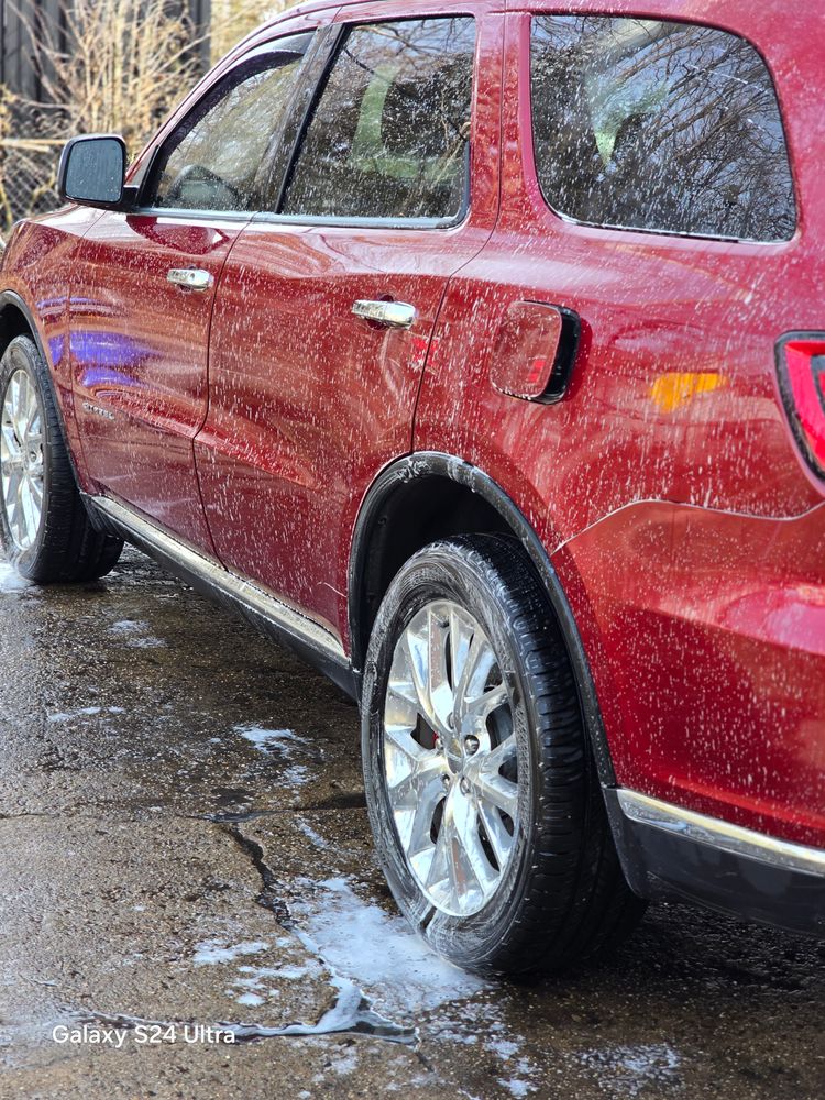 Hand Wash & Wax for Luxury Auto Detail in Peoria, IL