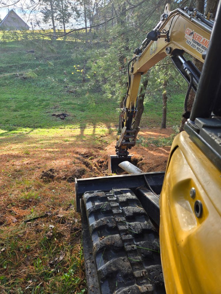 All Photos for Lafollette Mulch, Stone and Lawn Care in La Follette, TN