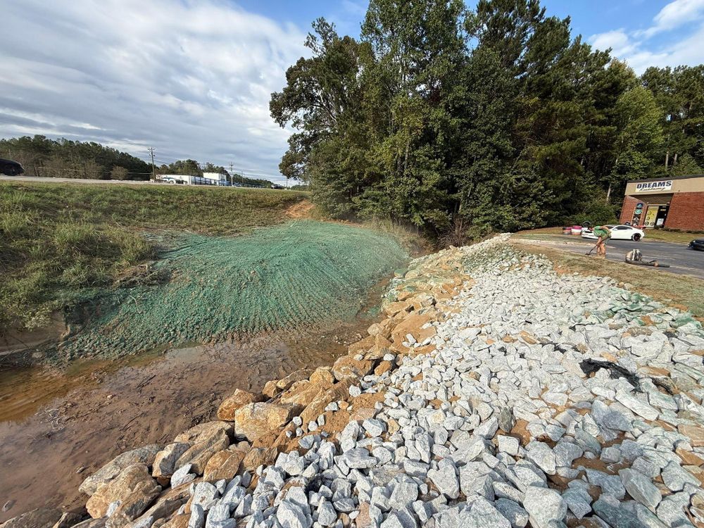 All Photos for J&J Hauling and Outdoor LLC  in Fayetteville, GA