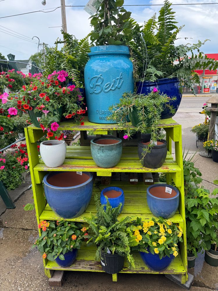 All Photos for Mayfield Landscaping in Staunton, IL