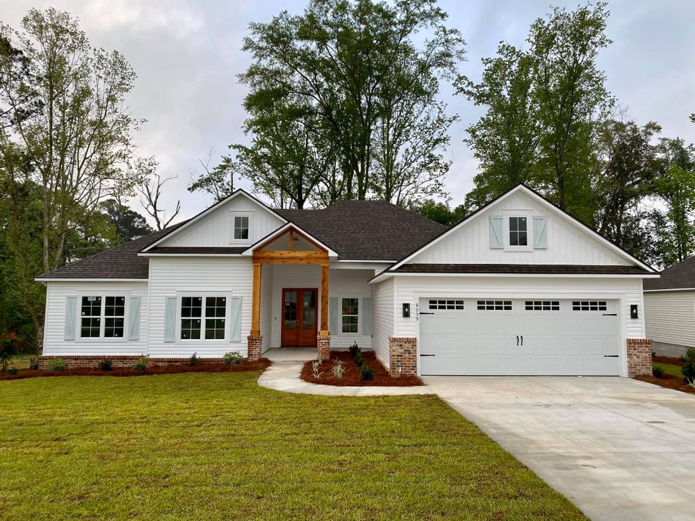 Our Red Iron Metal Buildings service offers durable and cost-effective solutions for homeowners looking to expand their living or storage space with a high-quality, customizable structure built to last. for MERRIMAN CONSTRUCTION in Hahira, GA