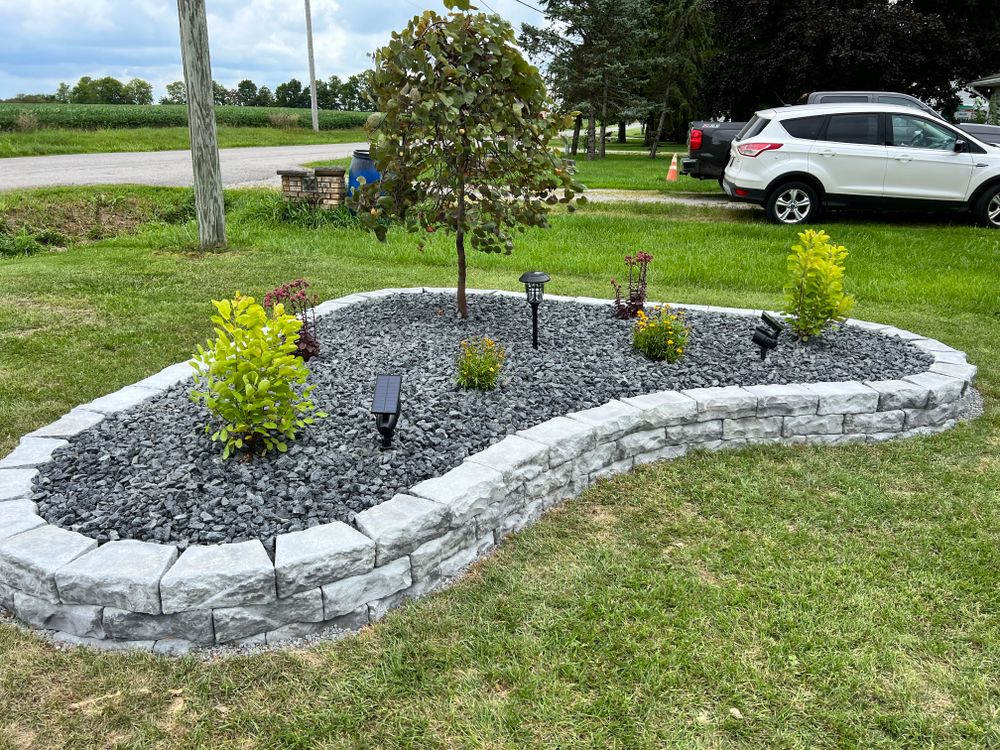 Landscape Edging for Stuckey Landscape & Excavation  in Rawson, OH