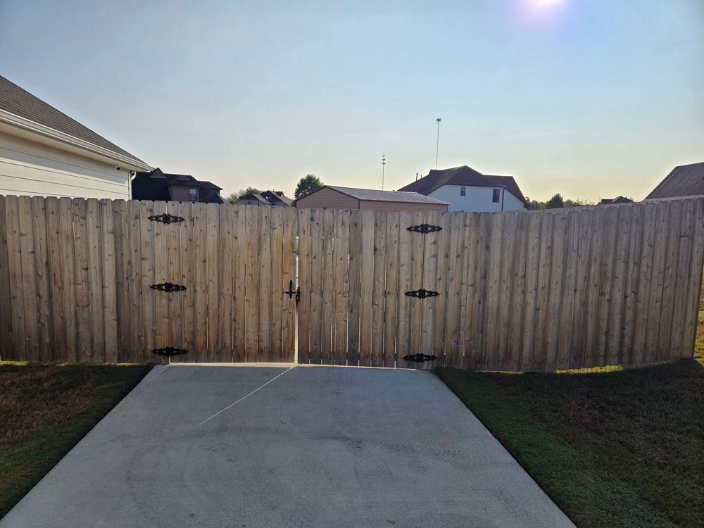 Fence staining for Patriot Fence  in Oakland, TN