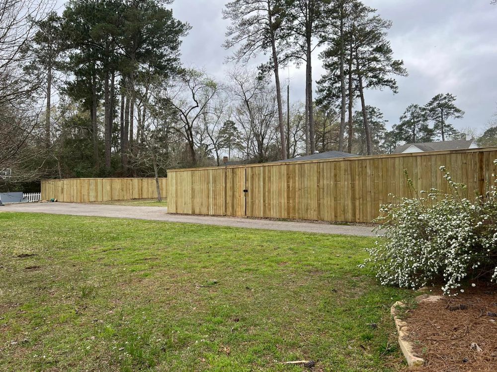 Fences for MNA Construction, LLC in Lufkin, TX