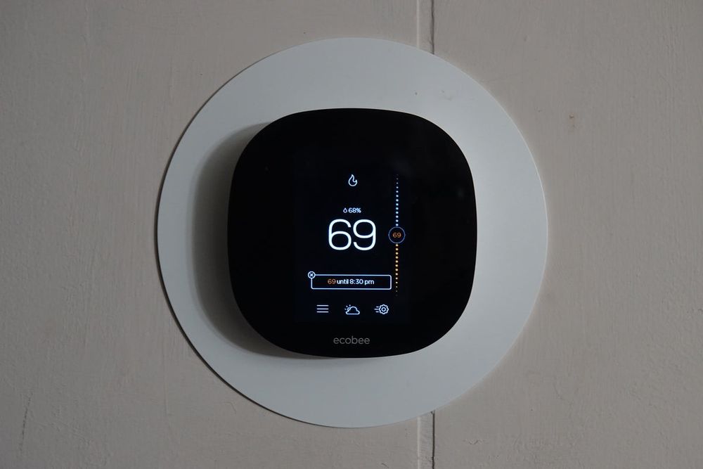 Our Thermostat Installation and Programming service ensures efficient home climate control. Expert technicians install your thermostat and tailor settings for optimal comfort and energy savings. Trust us to enhance your home's efficiency. for SS Refrigeration, Heating and AC in Hope Mills, NC