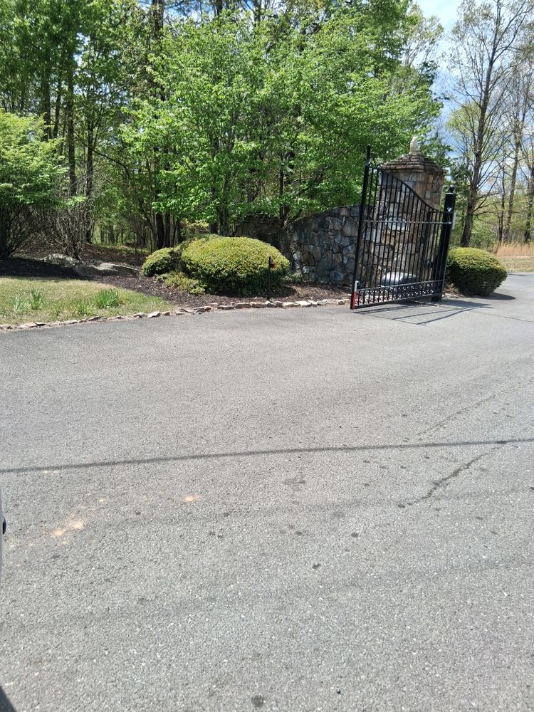 Landscaping for Starnes Hardscapes & Property Management LLC in Dunlap, TN