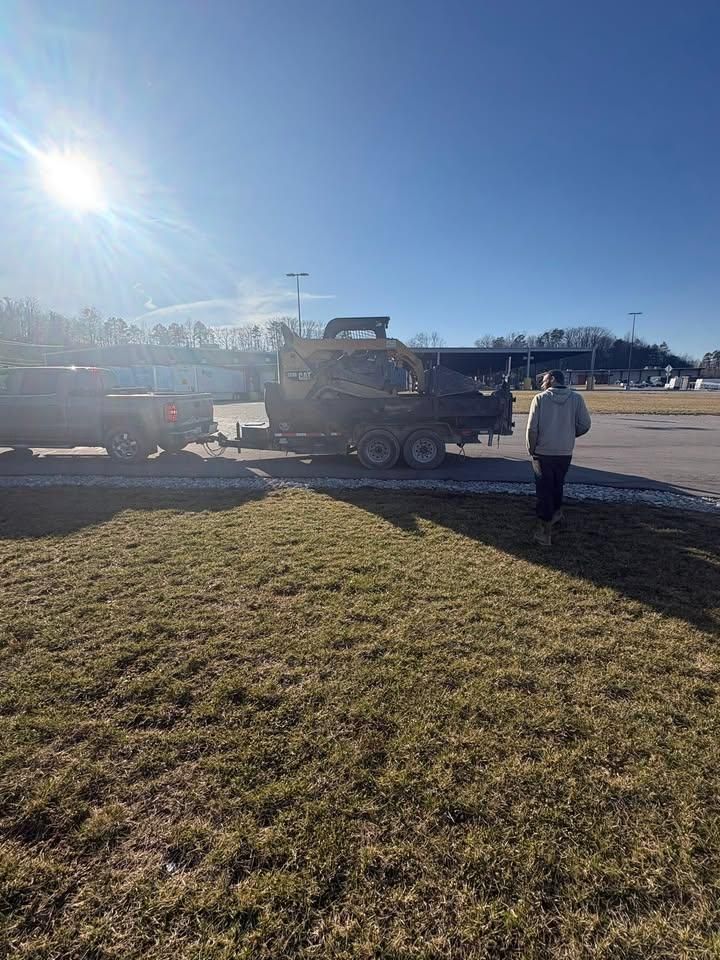 All Photos for Dust Till Dawn Lawn in London, Kentucky