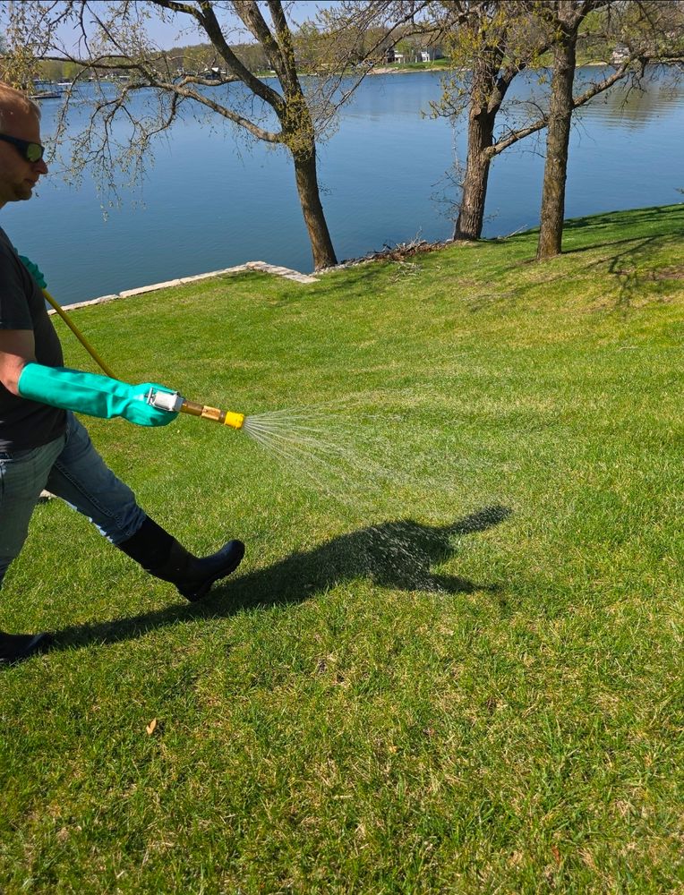 Retaining Wall Construction for Viking Dirtworks and Landscaping in Gallatin, MO