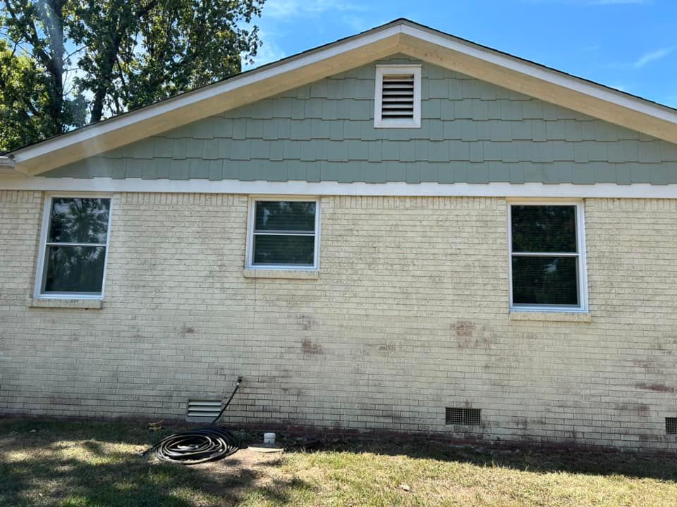 All Photos for Well Hung Windows & More in Hot Springs, AR