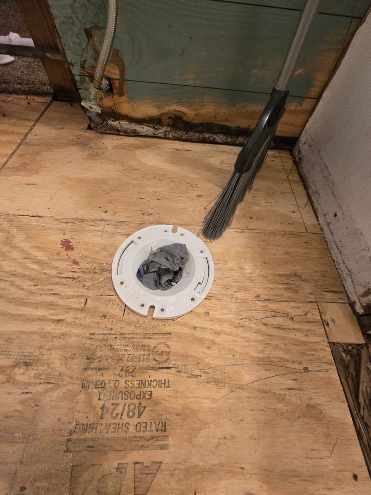 All Photos for T & R Grantham Enterprises in Crestview, FL