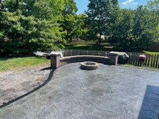 Walls/Fire Pits for Doncrete LLC in Medina, OH