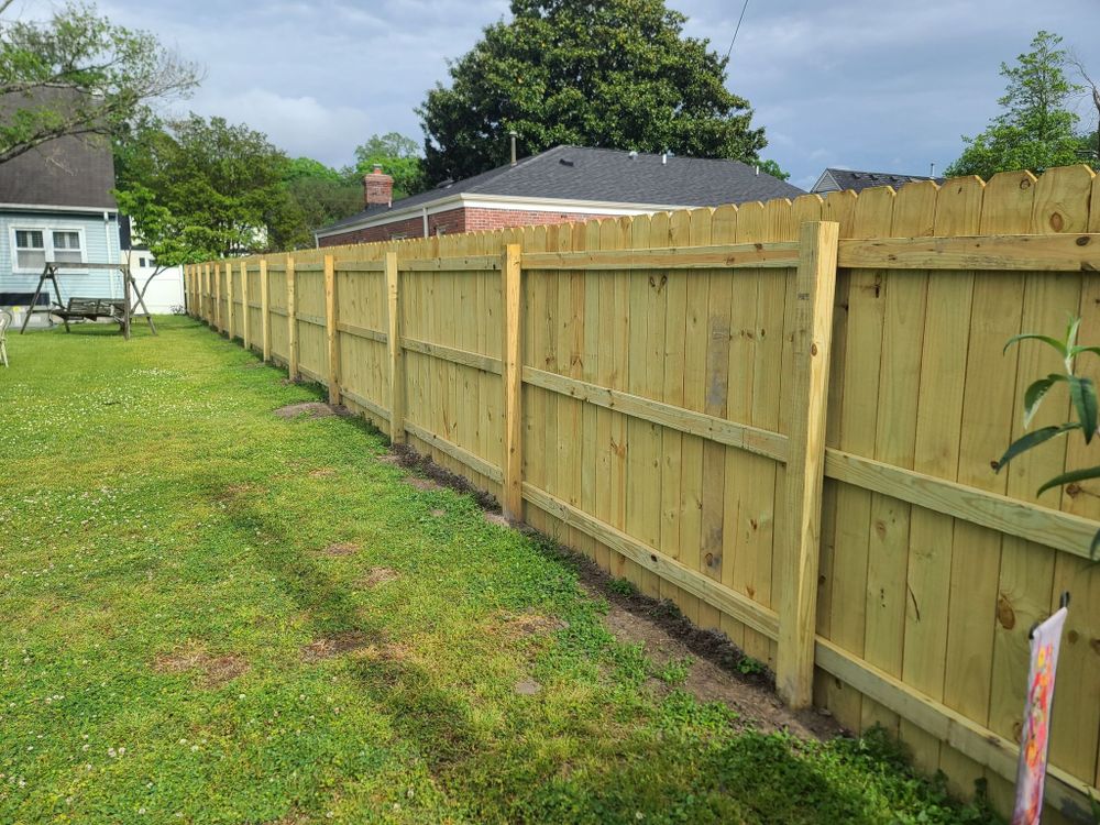 Fencing / Decking for Alpine Acquisitions in Virginia Beach, VA