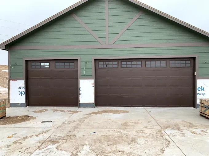 All Photos for 423 Garage Doors in Signal Mountain, Tennessee