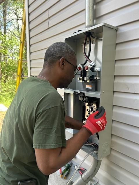 All Photos for Ranny's Electric in Villa Rica, GA