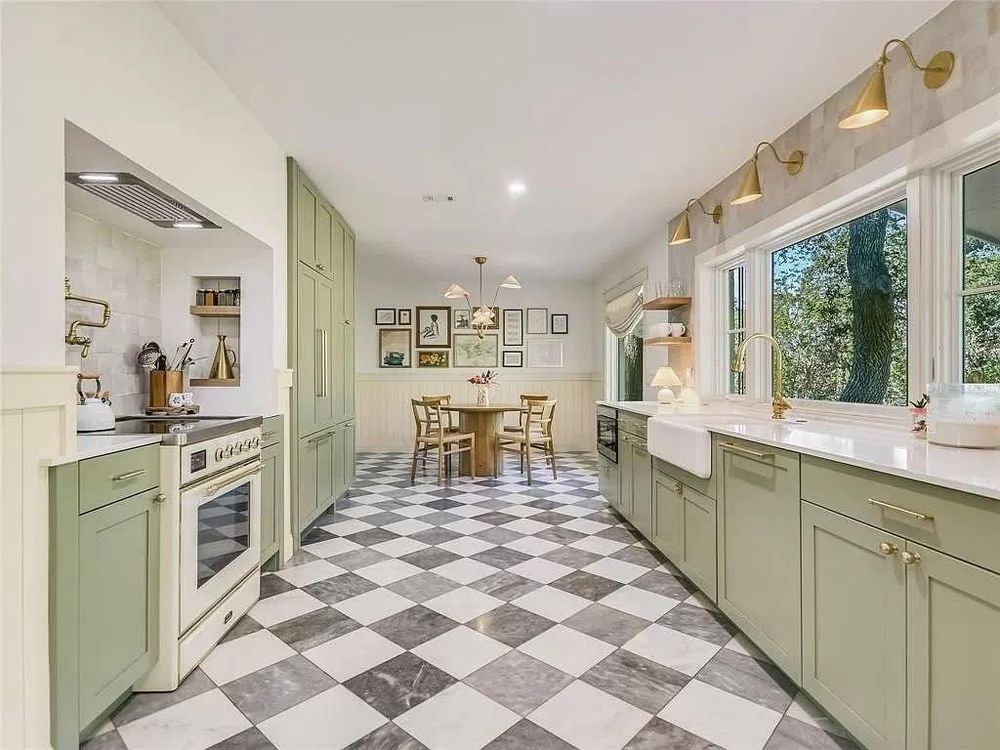 All Photos for Revitalize Construction in Black Mountain, NC