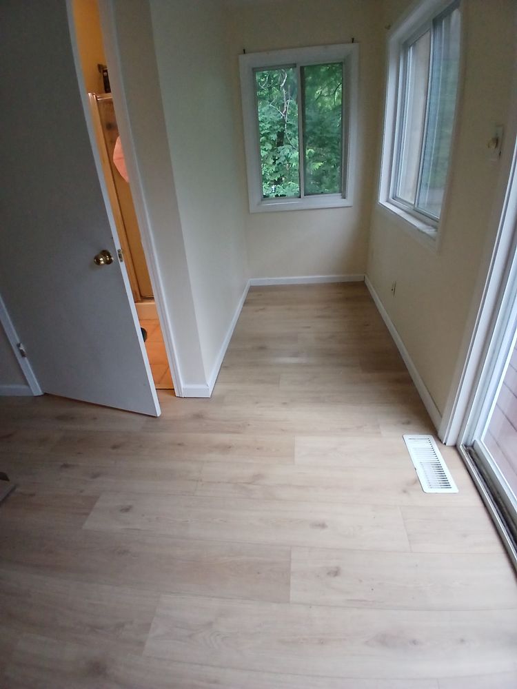 exterior painting and flooring for Dead Tree General Contracting in Carbondale, Illinois