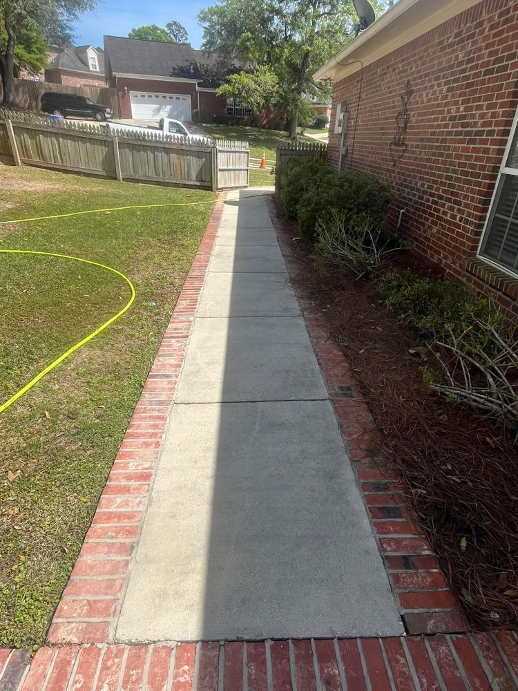 All Photos for All-Star Lawn Care & Soft Washing in Mobile, AL