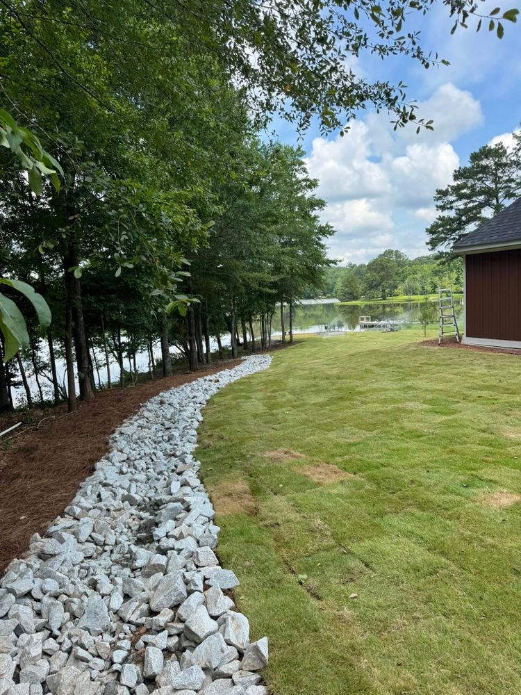 Landscaping for J&J Hauling and Outdoor in Fayetteville, GA