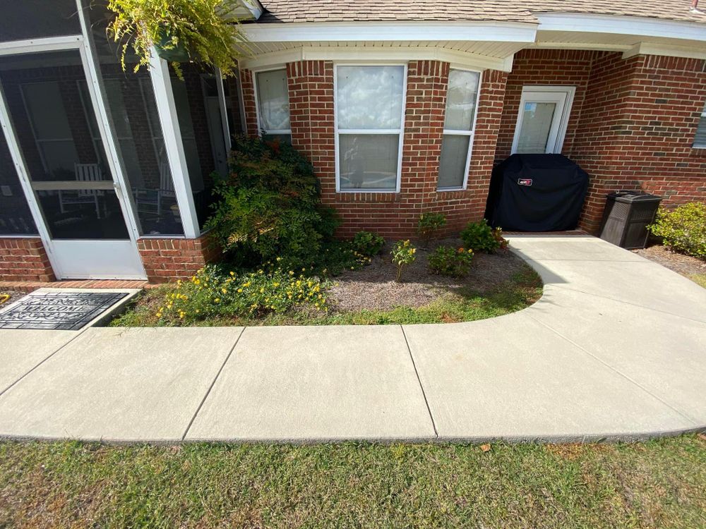 All Photos for All-Star Lawn Care & Soft Washing in Mobile, AL