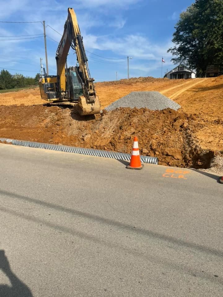 Excavating for Strong Contracting in Lebanon, KY
