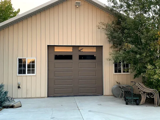 All Photos for 423 Garage Doors in Signal Mountain, Tennessee