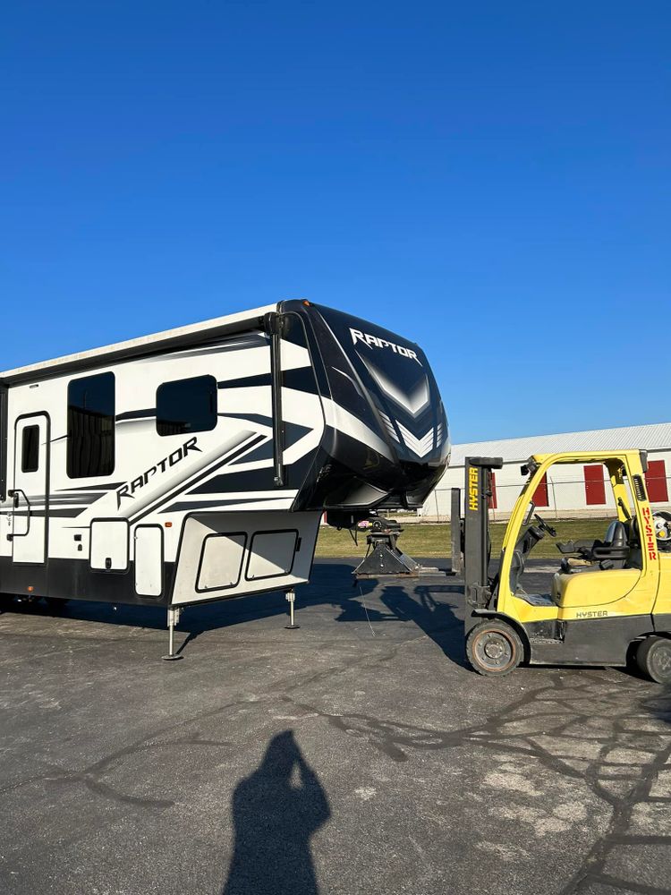 Paint and Body Shop for Triple B Refinishing LLC in Celina, OH