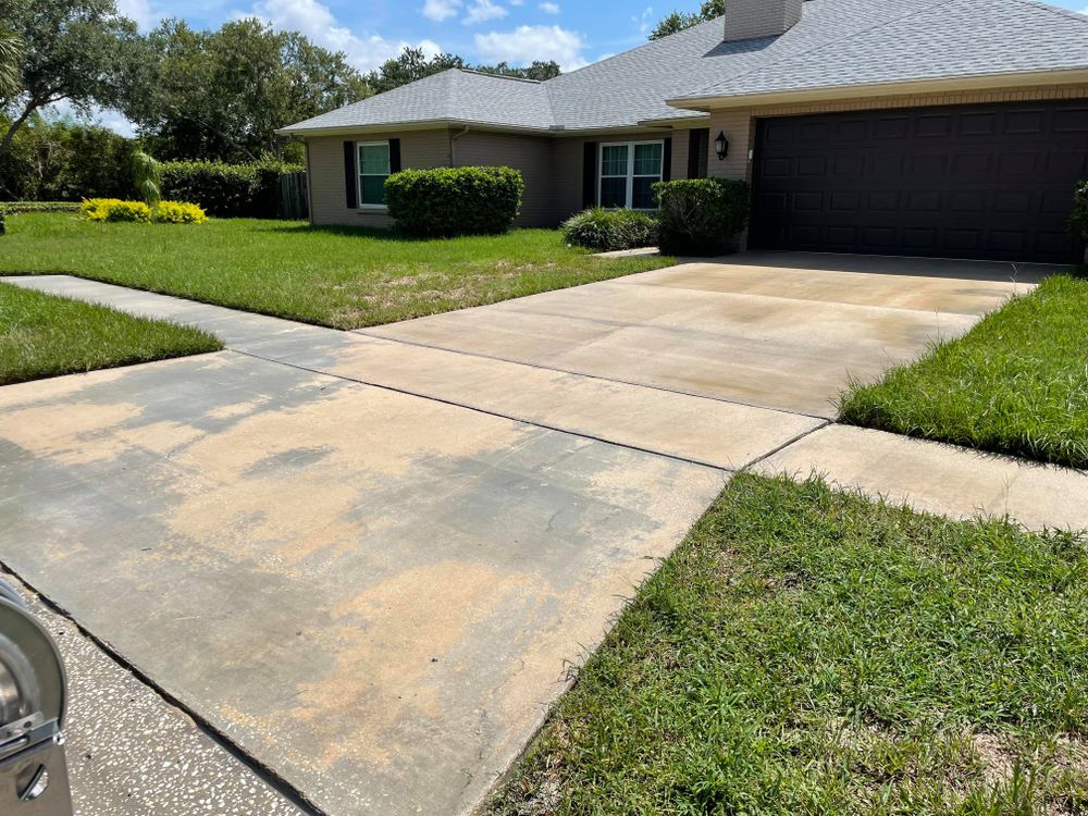 A clean driveway and sidewalk set the impression for your home. We'll remove algae and dirt buildup and leave your driveway better looking than it ever before. for Barr None Wash Pro in Tampa, FL