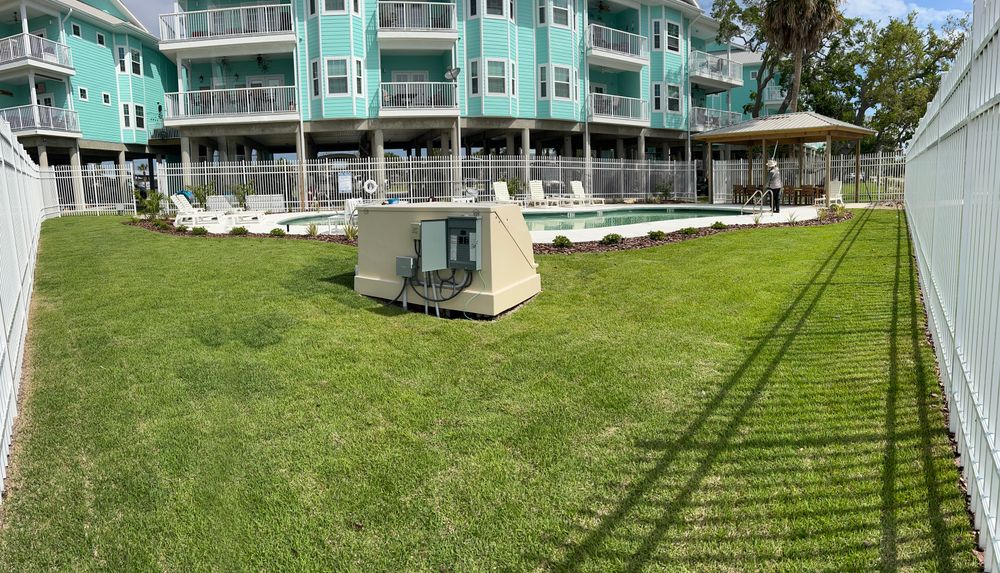 All Photos for Roberts Lawn & Landscape in Steinhatchee, FL