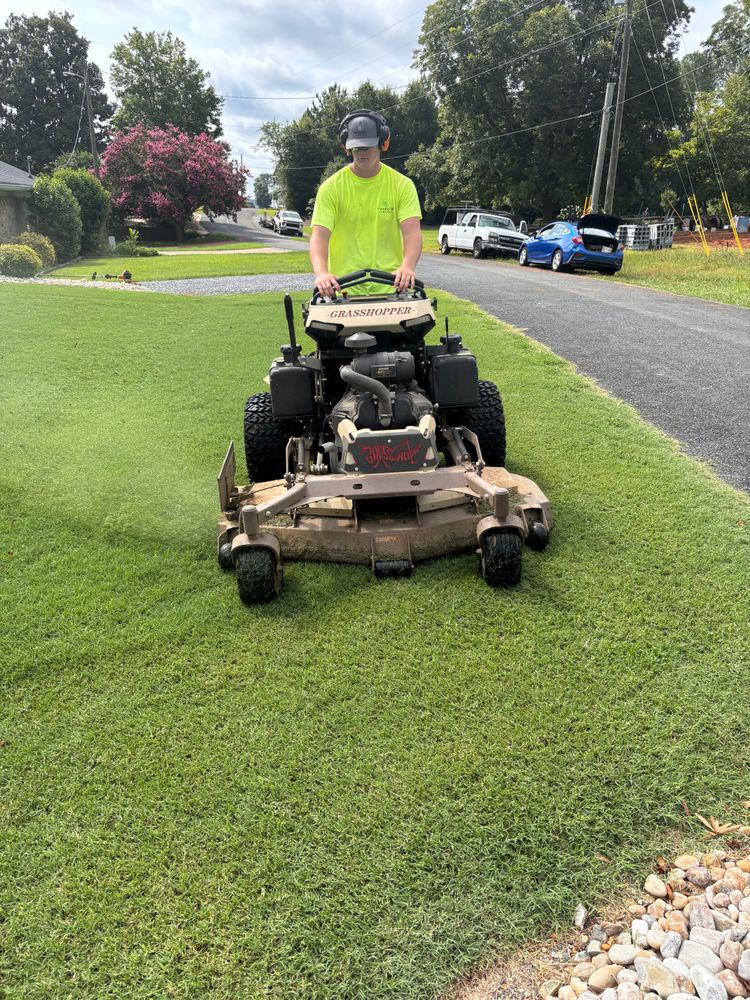 All Photos for Grandview Lawn Care in Norwood, NC