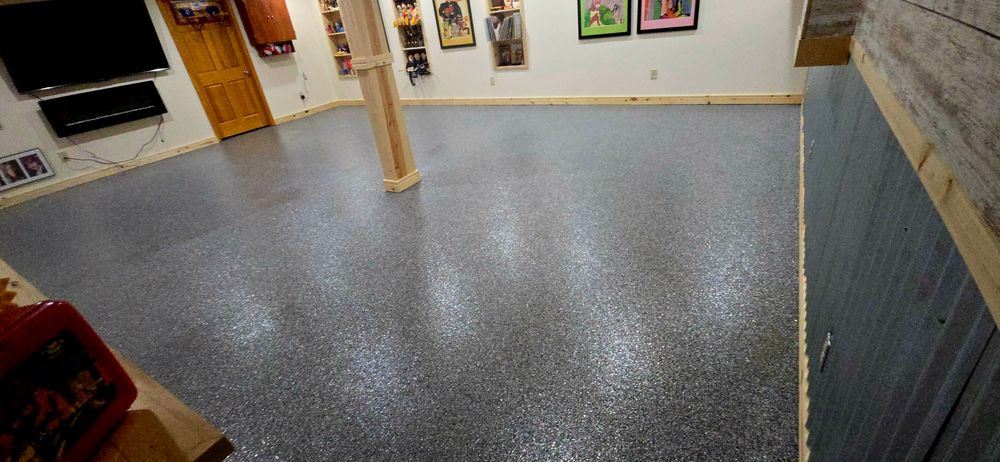 Epoxy-polyaspartic for Custom Concrete Enterprises in Springfield, IL