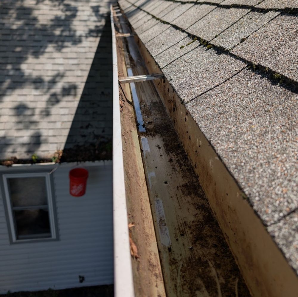 All Photos for Kingdom Power Washing & Window Cleaning in Flushing, MI