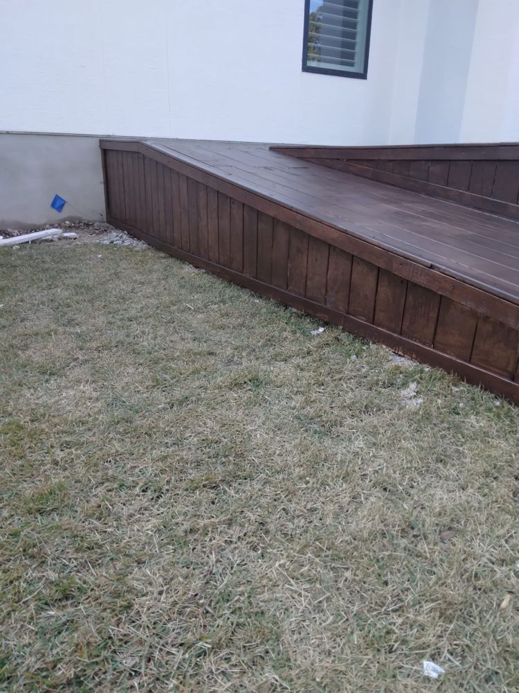 Fences and Decks for Espinoza Landscape & Construction  in San Antonio, TX