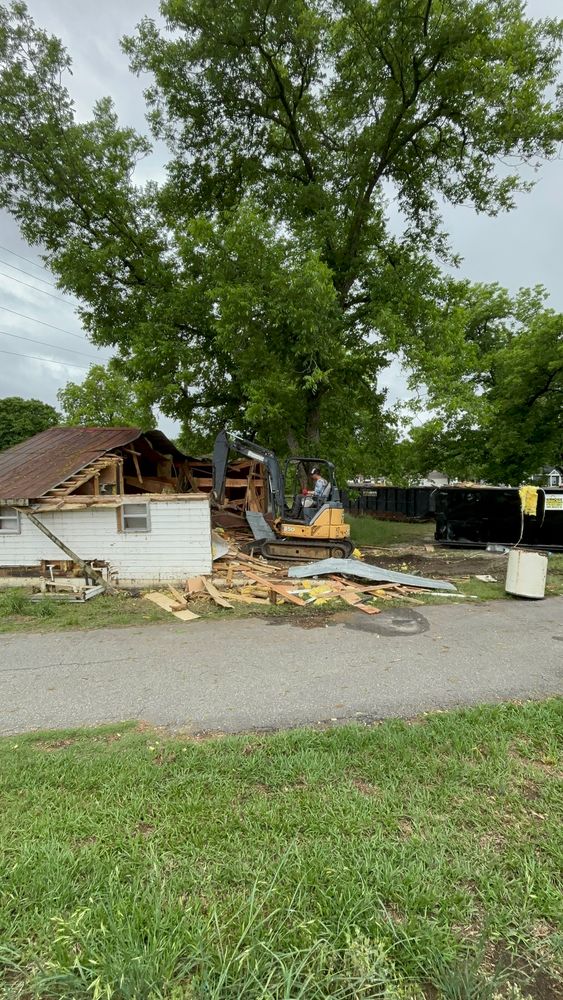 All Photos for Mendoza Demolition Group in Unadilla, GA