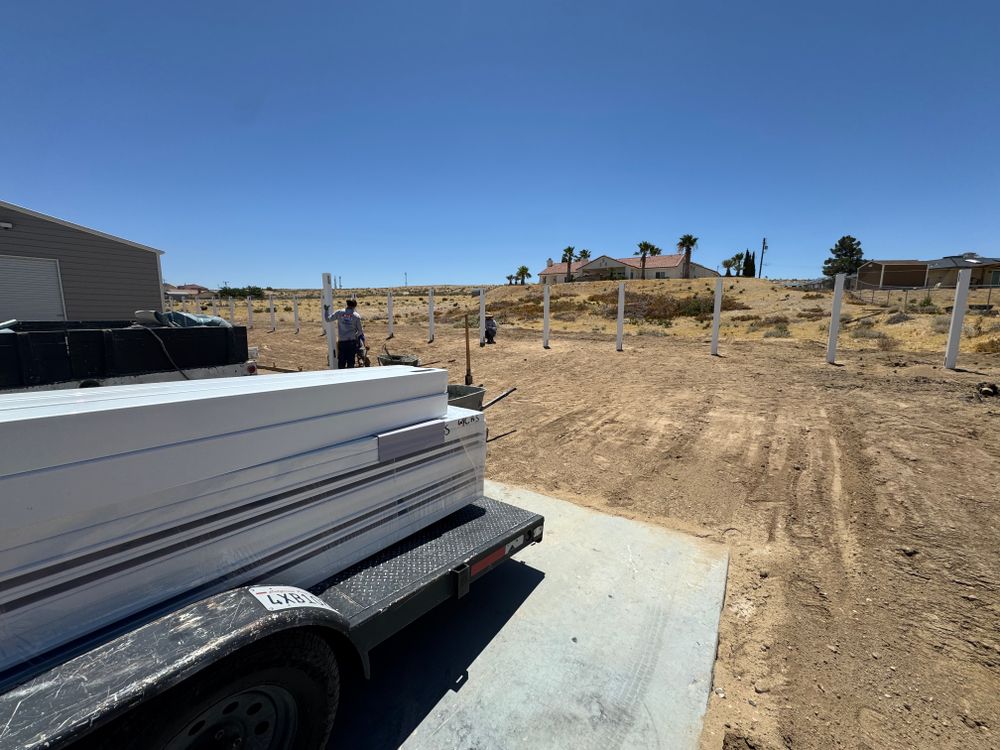 Fences for Ellis Fence CO in Barstow, CA