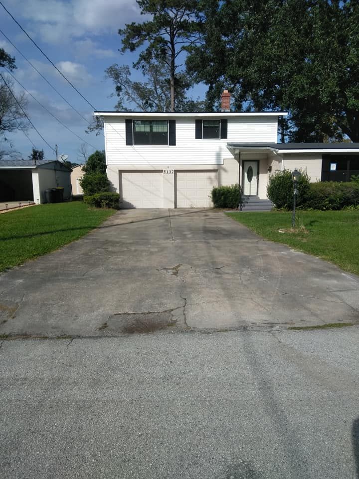 Concrete Cleaning for Exterior Pressure Washing in Jacksonville, FL