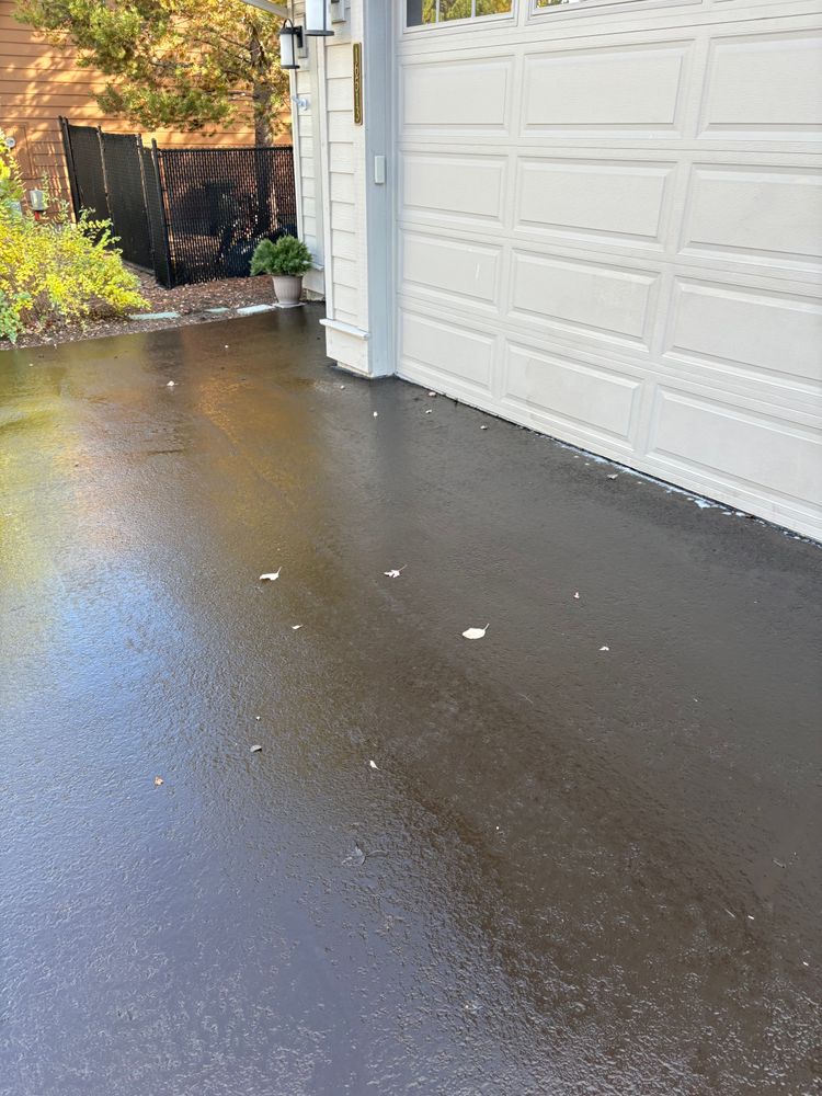 Asphalt / Seal coat for Limitless Excavation & Land Clearing in Eugene, OR