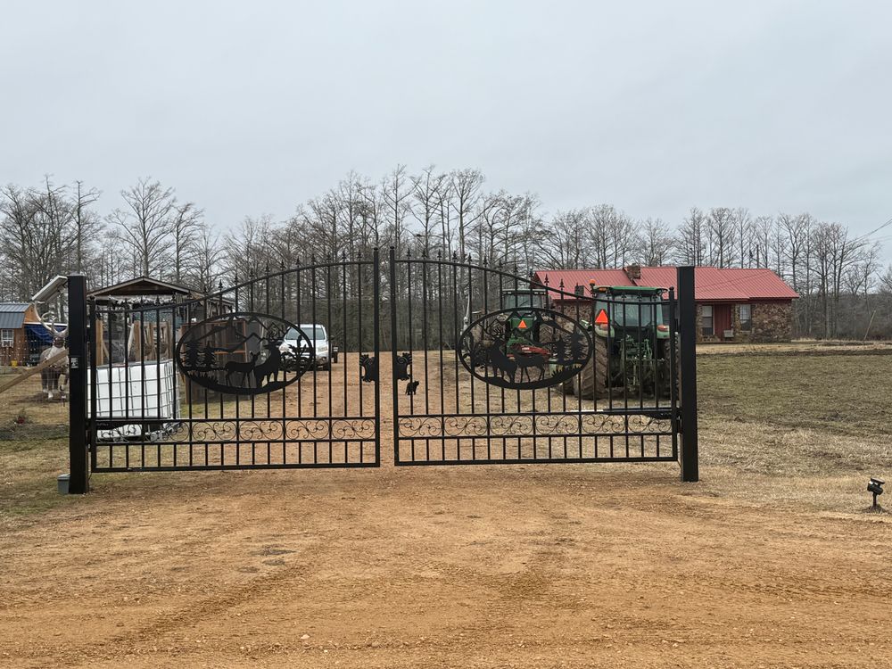 Gates and automation  for Frontline Fencing LLC in Hernando, MS