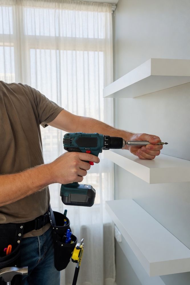 General mounting for Damon Handyman in Manhattan, NY