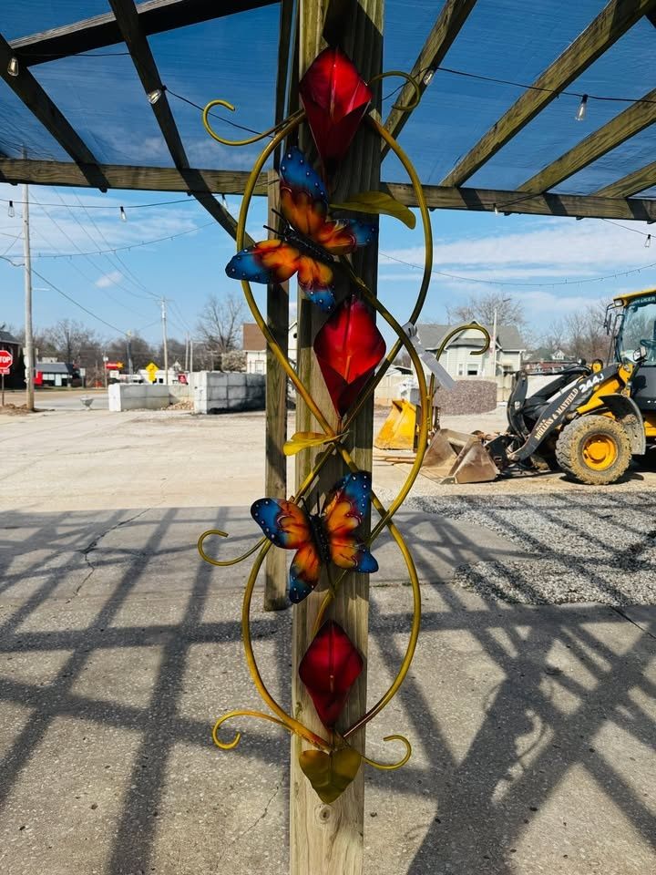 All Photos for Mayfield Landscaping in Staunton, IL