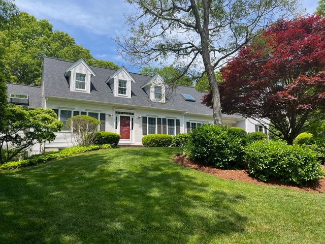 Roofing for Seaside Roofing and Siding in Barnstable County, MA