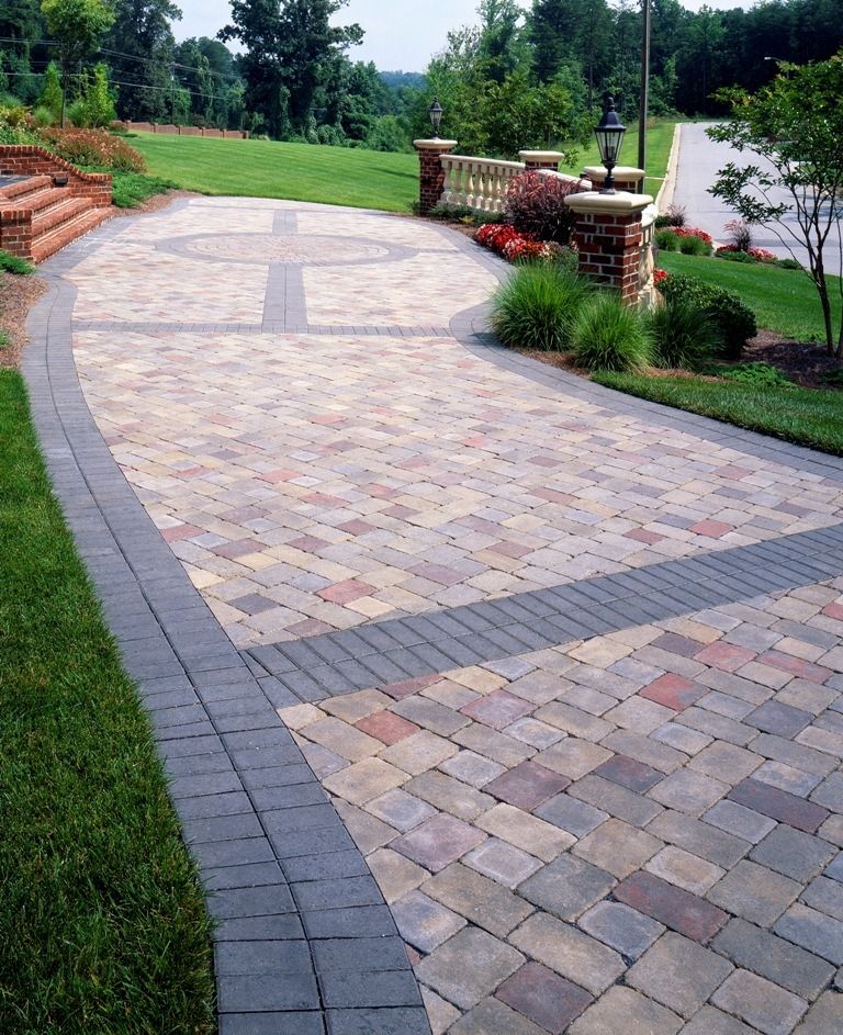 Enhance your outdoor living space with our expert deck & patio installation services. We deliver quality craftsmanship and durable materials, ensuring a beautiful and functional area for relaxation and entertainment. for Texas Estate Construction in West University Place, TX