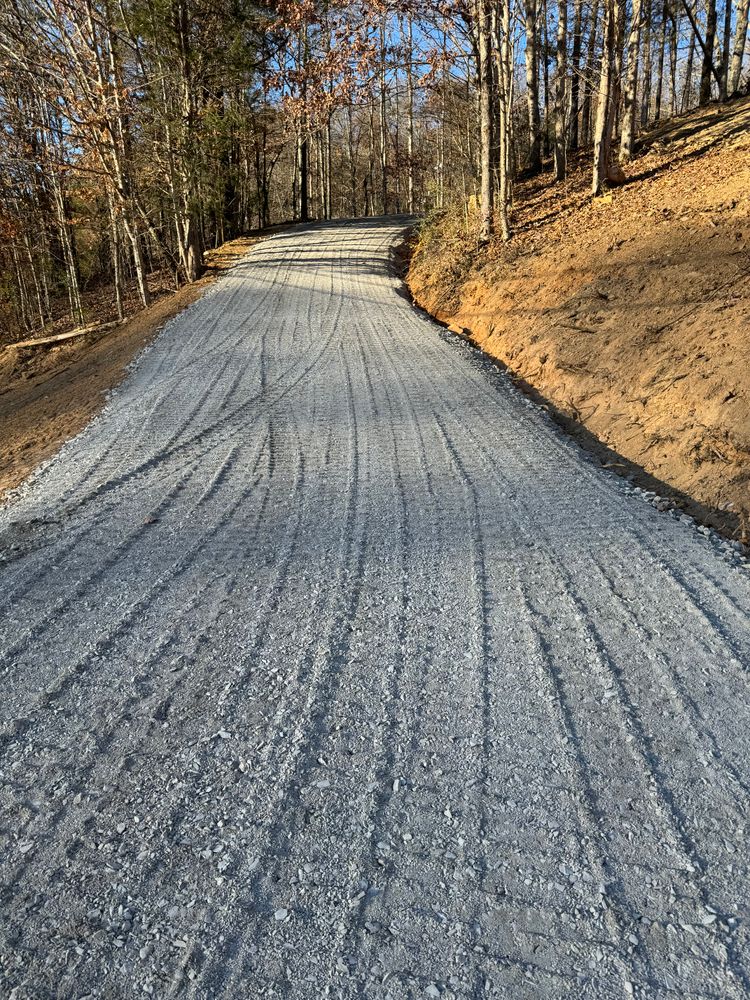 Driveways  for Holmes Septic Works LLC in Knoxville, TN 