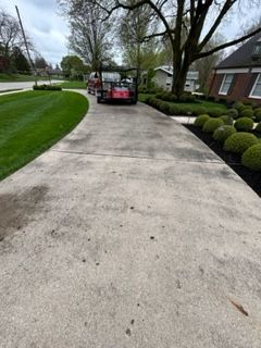 Driveway  for X-treme Pro Wash in Huntsville, OH