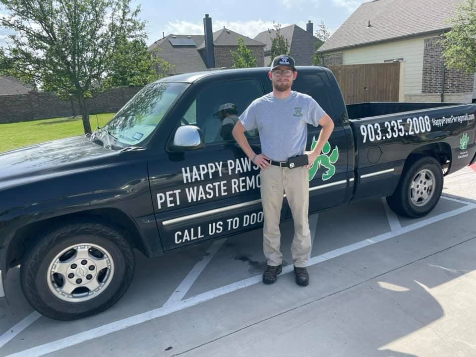 Pet Waste Removal for Happy Paws Pet Waste Removal in Van Alstyne, TX