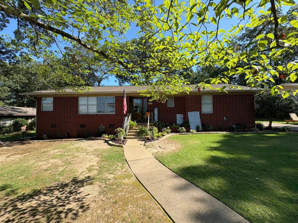 All Photos for Well Hung Windows & More in Hot Springs, AR