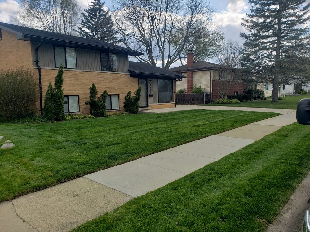 All Photos for Reds Landscaping LLC in Macomb, MI