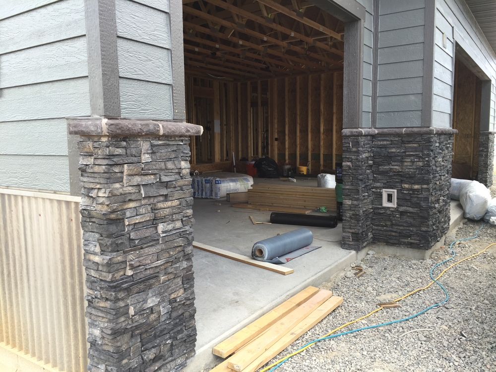 Garages for R&H Homes in Bozeman, MT