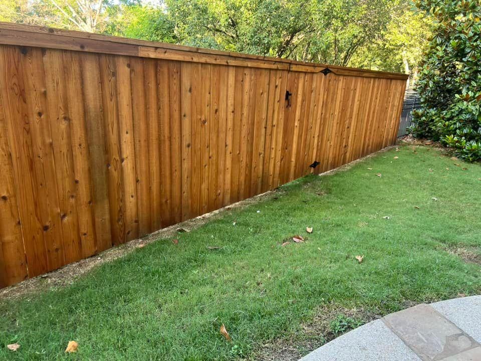 Custom Wooden Fences for Manning Fence, LLC in Hernando, MS