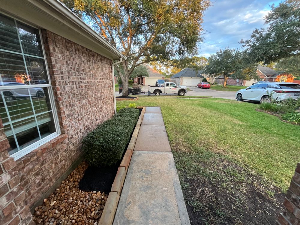 All Photos for Garza Lawncare & Tree Service in Pearland, TX